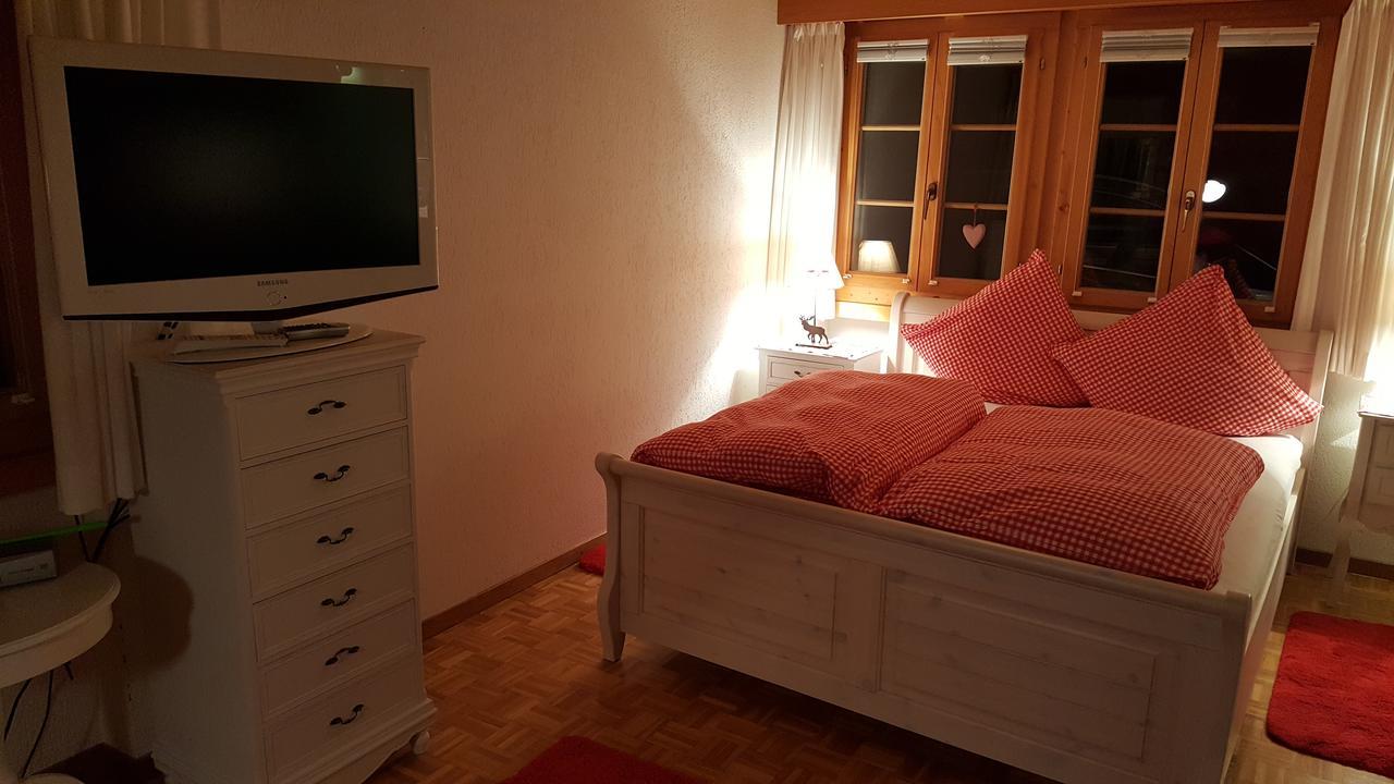 Bed and Breakfast Bergluft Lenk Exteriér fotografie