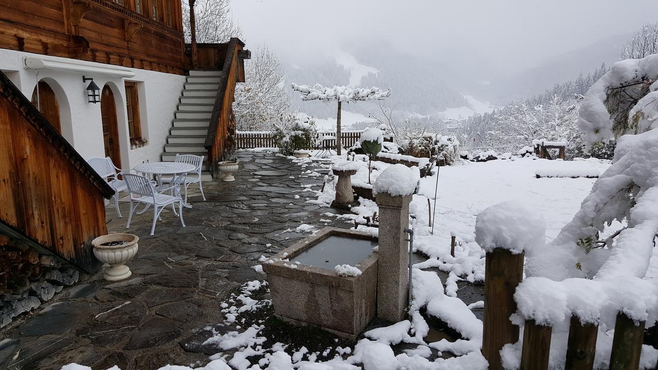 Bed and Breakfast Bergluft Lenk Exteriér fotografie